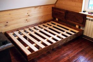 Ремонт деревянных кроватей в Вырице