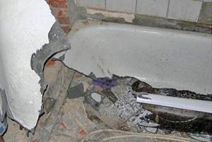 Демонтаж ванны в Вырице